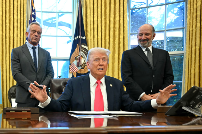 Thẻ Vàng Mỹ - Sự Mong Muốn Thay thế Chương trình EB-5 Hiện Tại Của Trump 5 Chương Trình Thẻ Vàng Mỹ Nhập Cư 5 Triệu USD Thay Thế EB5