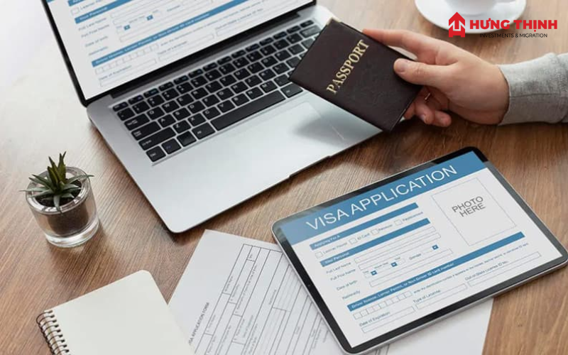 Kiểm tra visa Mỹ online thông qua hình thức gửi email